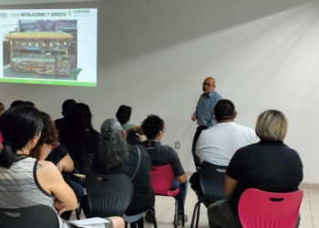 CAPACITA COEPRIS A EXPOSITORES DE LA FENAPO 2024