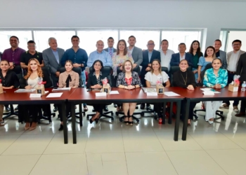 ANTE COMISIONES DE ENTREGA-RECEPCIÓN, ALCALDE GALINDO SE COMPROMETE A MANTENER UNA VISIÓN CONJUNTA EN CABILDO