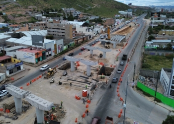 GOBIERNO ESTATAL REPORTA IMPORTANTE AVANCE EN NUEVO PUENTE DE CIRCUITO POTOSÍ