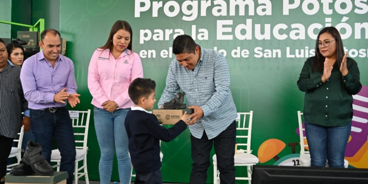 PROGRAMA POTOSÍ PARA LA EDUCACIÓN BRINDA MÁS APOYO A ESTUDIANTES POTOSINOS