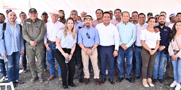 EJECUTIVO DEL ESTADO IMPULSA ACTIVIDAD AGRÍCOLA EN EL ALTIPLANO