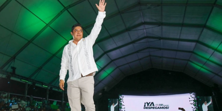 TODO LISTO PARA LA PRESENTACIÓN DEL TERCER INFORME DE RICARDO GALLARDO CARDONA