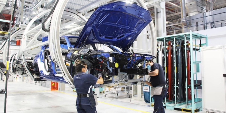 RICARDO GALLARDO CUMPLE A LAS Y LOS POTOSINOS CON MÁS DE 70 MIL EMPLEOS GENERADOS