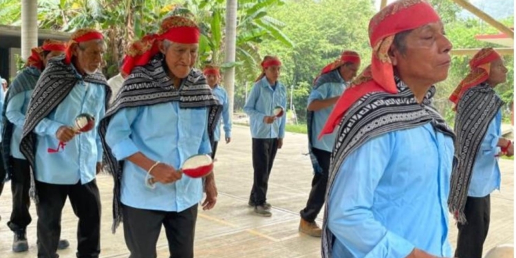 DANZA DEL REBOZO DE COXCATLÁN PARTICIPA EN EL FESTIVAL DE LA HUASTECA 2024