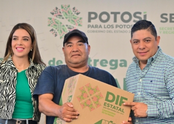 MÁS FAMILIAS AGRADECEN POR APOYO ALIMENTARIO A RICARDO GALLARDO