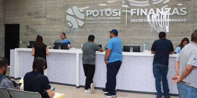 OFICINA DE FINANZAS INSTALADA EN LA FENAPO OFRECE ATENCIÓN PERMANENTE