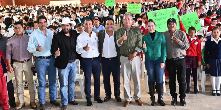 FAMILIAS DE SALINAS RECIBEN MÁS APOYO CON PROGRAMA POTOSÍ PARA LA EDUCACIÓN 