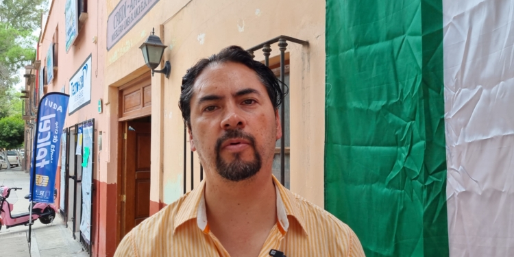 ¡DESQUICIA A VILLAREYENSES FALTA DE AGUA!; TITULAR DEL ORGANISMO AUSENTE