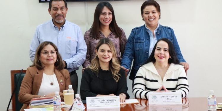 GOBIERNO ESTATAL Y EL PODER LEGISLATIVO FORTALECEN TRABAJO EN APOYO A LAS FAMILIAS