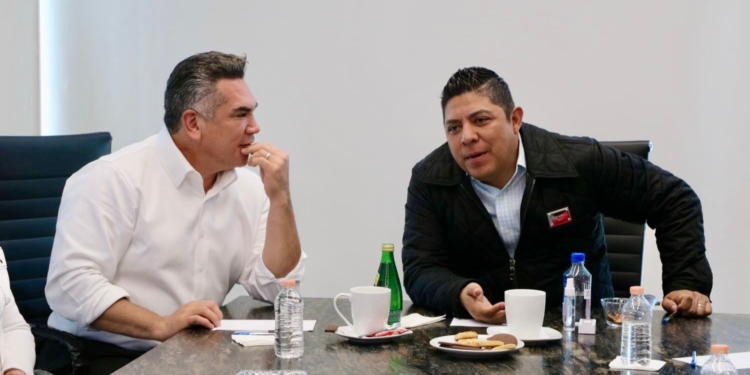 GOBERNADOR RICARDO GALLARDO CONVOCA A FUERZAS POLÍTICAS A TRABAJAR POR SLP