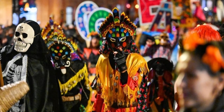 ESPECTACULARES COMPARSAS PARTICIPARÁN EN FESTIVAL XANTOLO EN TU CIUDAD