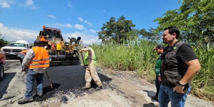SUMA IMPORTANTE AVANCE RECONSTRUCCIÓN DEL CAMINO A TAMBACA EN TAMASOPO