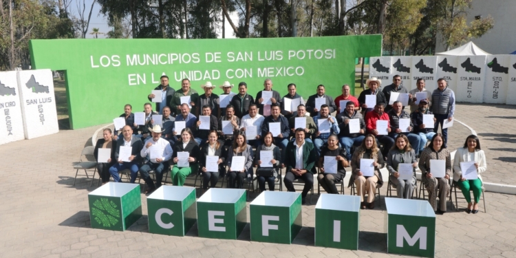 EJECUTIVO ESTATAL CONCRETA CONVENIO CON LOS 59 MUNICIPIOS