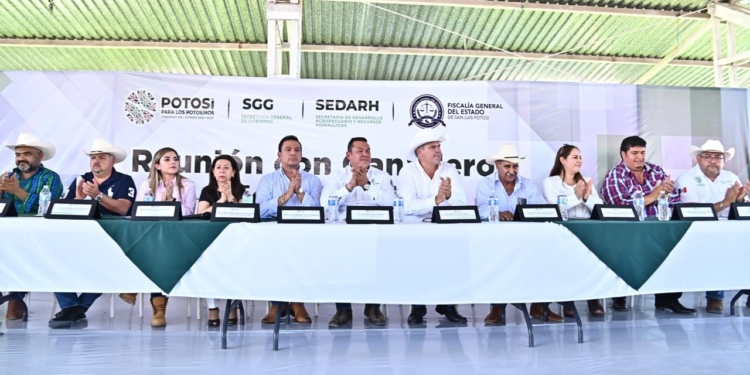 GOBIERNO DEL ESTADO RATIFICA MÁS APOYO A GANADEROS DE LA REGIÓN MEDIA
