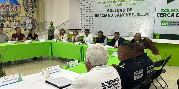 EJECUTIVO PIDE A AYUNTAMIENTOS INSTALAR CONSEJOS MUNICIPALES DE PROTECCIÓN CIVIL