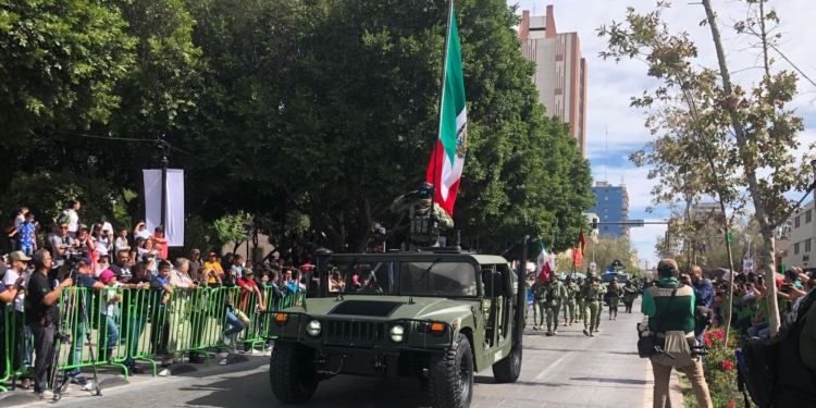 GOBIERNO ESTATAL INVITA A DESFILE POR ANIVERSARIO DE LA REVOLUCIÓN