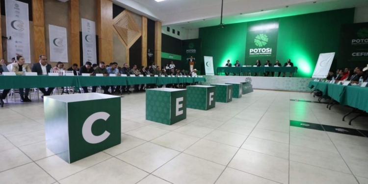 GOBIERNO DEL ESTADO CELEBRA 40 ANIVERSARIO DE CEFIM