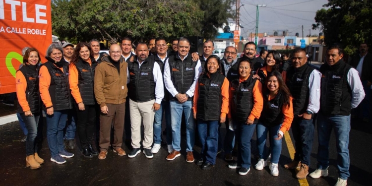 En Navidad sigue el trabajo del Gobierno de la Capital: Alcalde Galindo entrega pavimentación en fraccionamiento Tecnológico