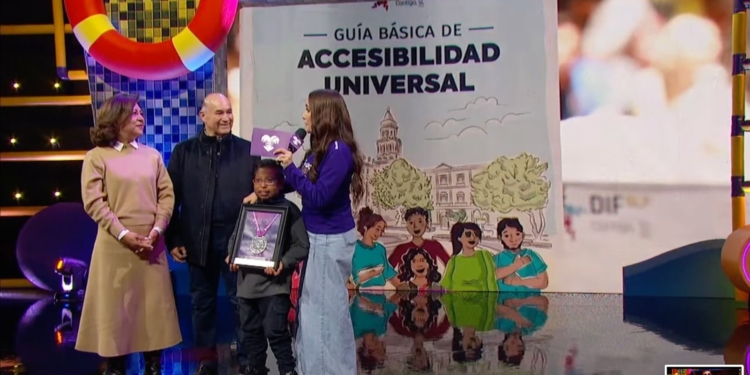 Teletón y Fundación Gilberto Rincón Gallardo, otorgan Medalla por la Inclusión al Gobierno de la Capital