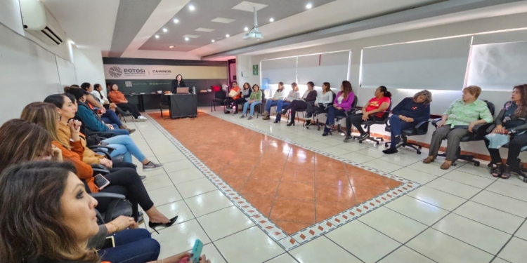GOBIERNO ESTATAL PROMUEVE ESPACIOS LIBRES DE VIOLENCIA EN LAS DEPENDENCIAS