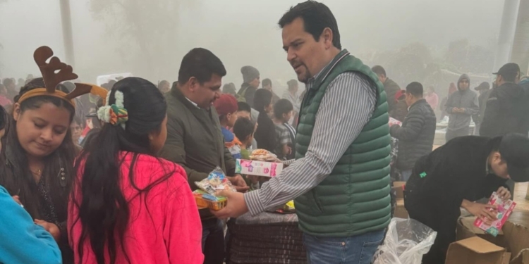 GOBIERNO ESTATAL BRINDA UNA NAVIDAD INOLVIDABLE A FAMILIAS DE XILITLA CON POSADAS