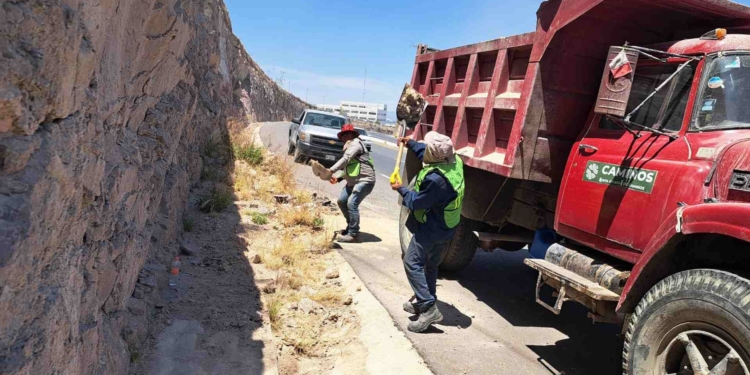GOBIERNO ESTATAL COMPROMETIDO CON ACCIONES DE CONSERVACIÓN EN VIALIDADES DE SLP