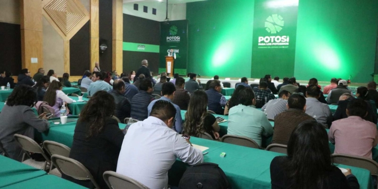 EJECUTIVO ESTATAL ARRANCARÁ 2025 CON PROCESO DE CERTIFICACIÓN MUNICIPAL