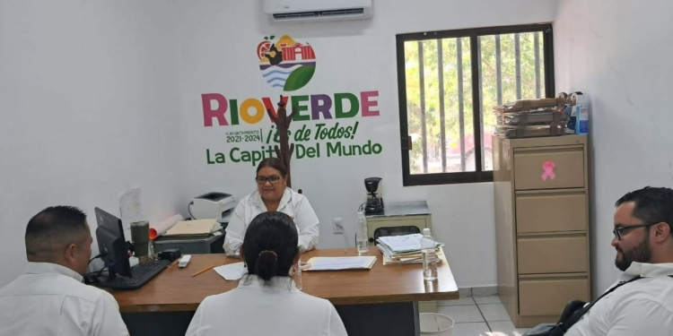 GOBIERNO ESTATAL CERTIFICA A 15 MUNICIPIOS COMO PROMOTORES DE LA SALUD