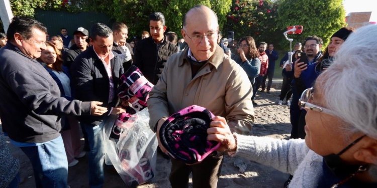 Pavimentación, alumbrado y parque lineal, anuncia Alcalde Enrique Galindo para la colonia Lomas de Los Filtros