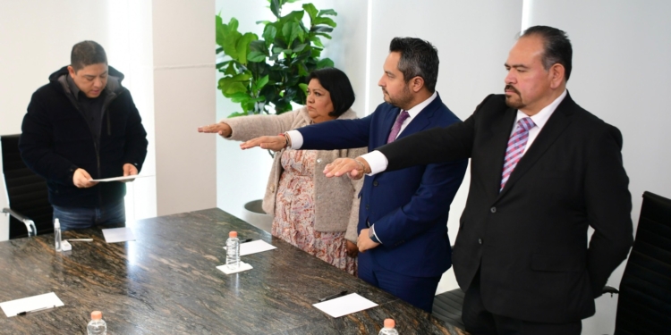 RICARDO GALLARDO TOMA PROTESTA A COMITÉ DE EVALUACIÓN PARA ELECCIÓN DEL PODER JUDICIAL