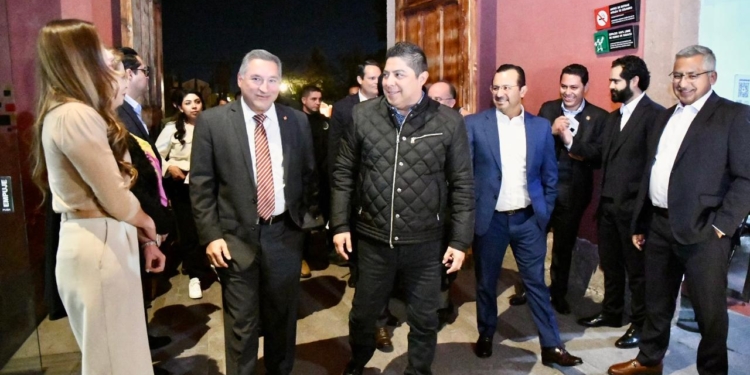 RICARDO GALLARDO REFRENDA COMPROMISO CON EL DESARROLLO SOSTENIBLE