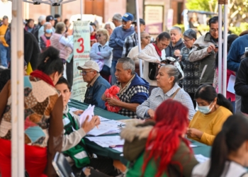 EL ESTADO GARANTIZA TRANSPORTE GRATUITO A PERSONAS ADULTAS MAYORES Y CON DISCAPACIDAD