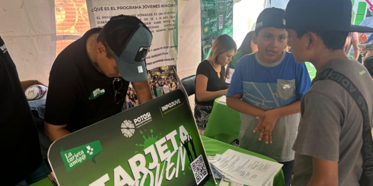 GOBIERNO DEL ESTADO BENEFICIARÁ A MÁS JÓVENES DE LA REGIÓN MEDIA