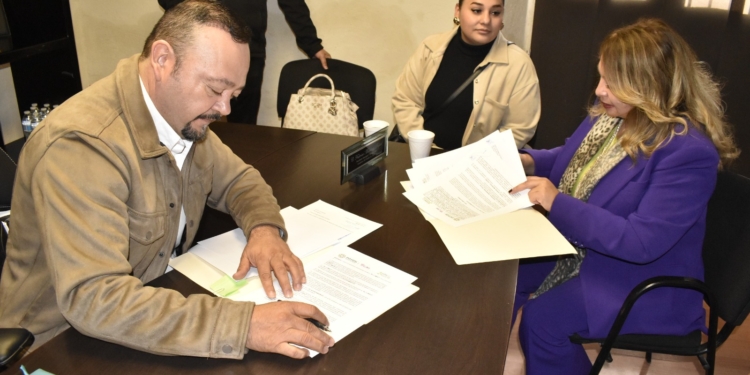 EL ESTADO COORDINA CON MUNICIPIOS ACCIONES CONTRA LA VIOLENCIA A LAS MUJERES