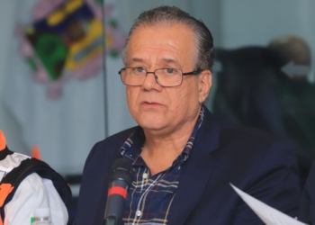 Centro Escolar Tepeu reinicia actividades tras acuerdo entre Ayuntamientos y padres de familia