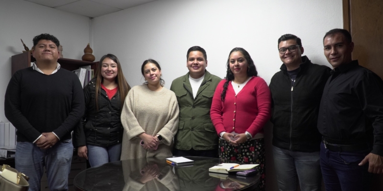GOBIERNO LLEVARÁ MÁS APOYO Y PROGRAMAS ESTATALES A JÓVENES ESTUDIANTES