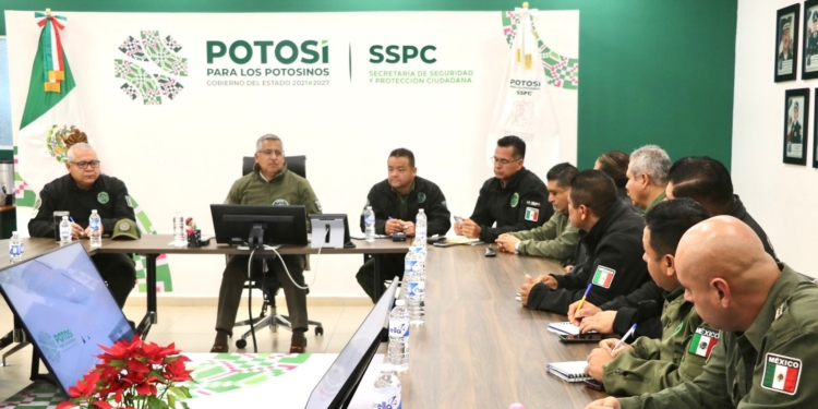 SECRETARIO DE SEGURIDAD, JOSÉ LUIS RUIZ CONTRERAS, SE REÚNE CON MANDOS DE LA GUARDIA CIVIL ESTATAL