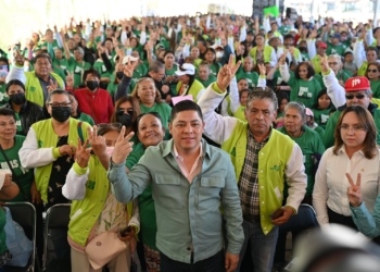 RICARDO GALLARDO, MEJOR EVALUADO EN ENCUESTA NACIONAL