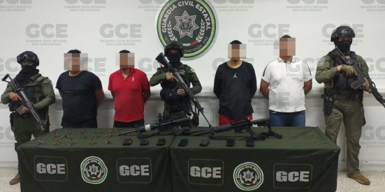 PRESUNTOS INTEGRANTES DE GRUPO DELICTIVO SON CAPTURADOS POR LA GUARDIA CIVIL ESTATAL