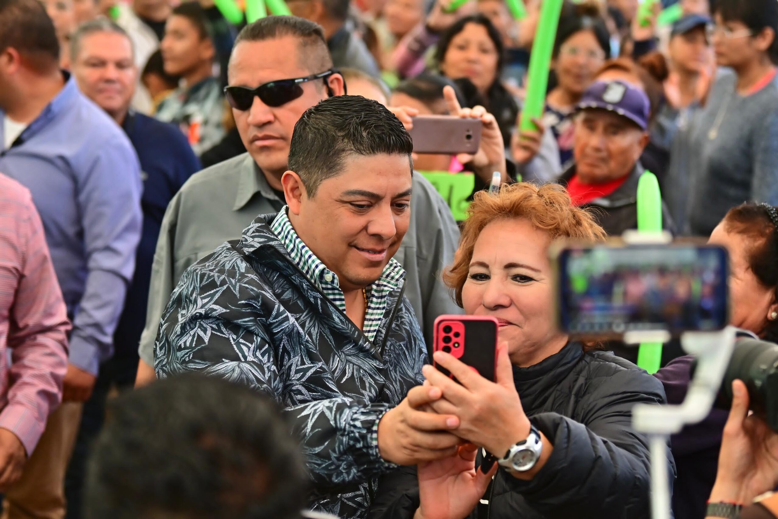 RICARDO GALLARDO MANTIENE SEGUNDO LUGAR NACIONAL POR AVAL DE LAS Y LOS POTOSINOS
