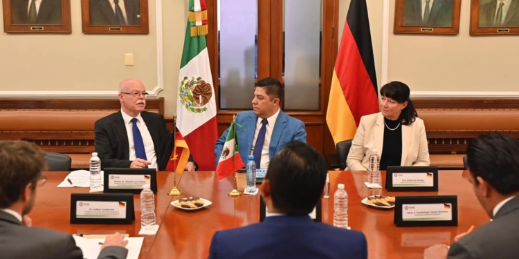 CON APOYO ESTATAL, SLP AMPLÍA CONECTIVIDAD AÉREA CON ESTADOS UNIDOS