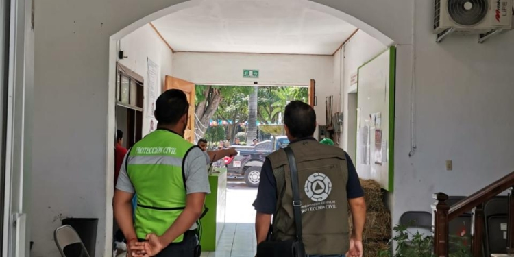 EJECUTIVO ESTATAL BUSCA FALLAS EN EL SUBSUELO CON EQUIPO ESPECIALIZADO