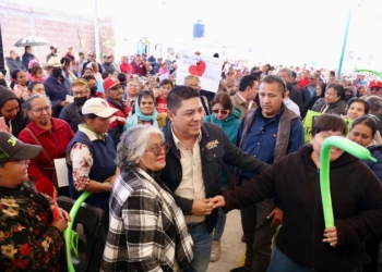 RICARDO GALLARDO MEJORARÁ LA VIDA DE LAS FAMILIAS DE CHARCAS CON MÁS APOYO