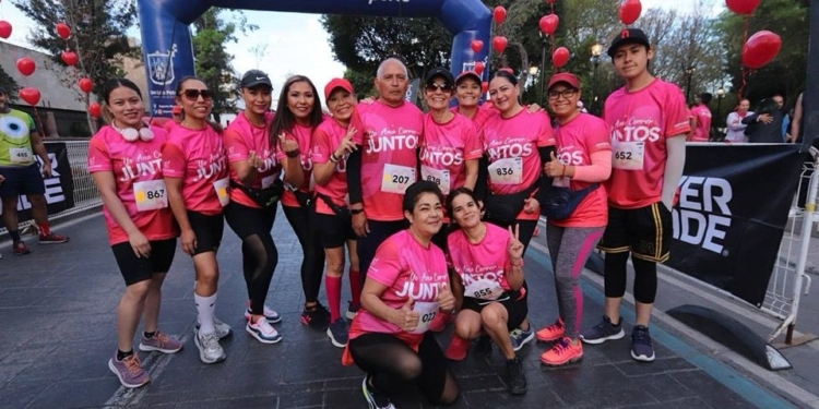 Gran éxito la carrera atlética “Yo Amo Correr Juntos” del Gobierno de la Capital