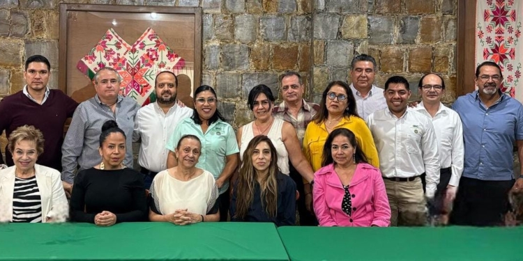 PODER EJECUTIVO COORDINA ACCIONES CATASTRALES CON NOTARÍAS DE CIUDAD VALLES