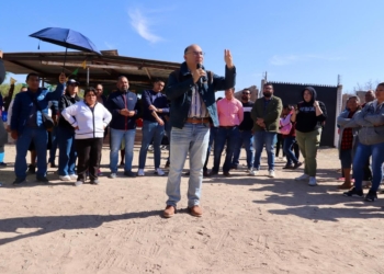 Anuncia Alcalde Galindo pavimentación de avenida 5 de Mayo, en Tierra Blanca