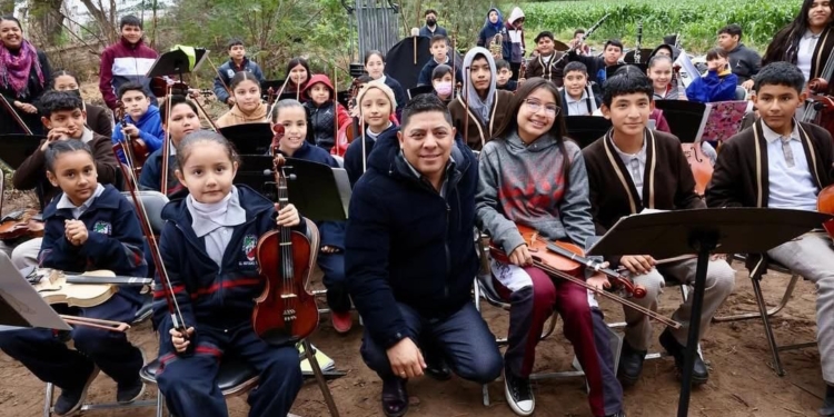 EL ESTADO ATIENDE PETICIÓN DE ORQUESTA SINFÓNICA INFANTIL DE CIUDAD FERNÁNDEZ