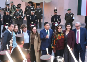 RICARDO GALLARDO ASISTE A CONMEMORACIÓN DEL 108 ANIVERSARIO DE LA CONSTITUCIÓN DE 1917
