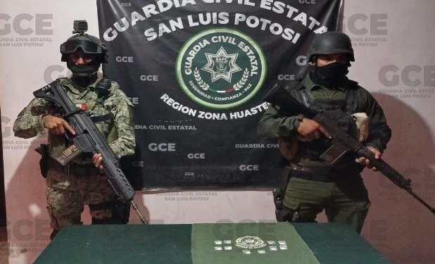 DOSIS DE MARIHUANA Y “CRISTAL” SON ASEGURADAS POR GUARDIA CIVIL ESTATAL, ADEMÁS DETUVO A PRESUNTO NARCOMENUDISTA