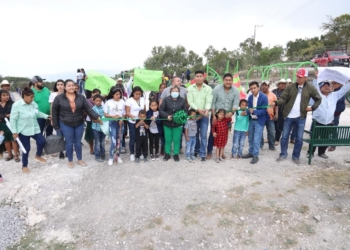 FAMILIAS DE SANTA CATARINA AGRADECEN AL GOBIERNO ESTATAL POR NUEVA ÁREA RECREATIVA
